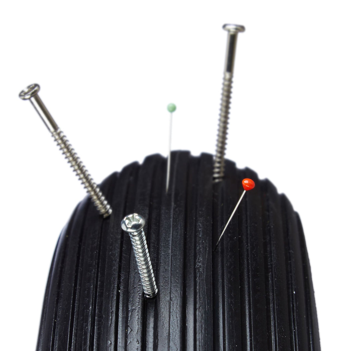 Wheelbarrow wheel made of solid rubber with axle