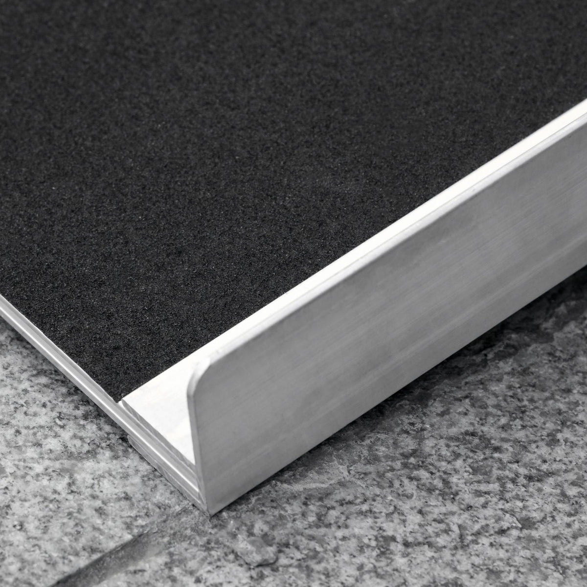Wheelchair Ramp, Access Ramp For Wheelchairs, Rollators, Foldable With Carrying Handle, 270 Kg Load Capacity, Black, 93 X 73 X 5 Cm