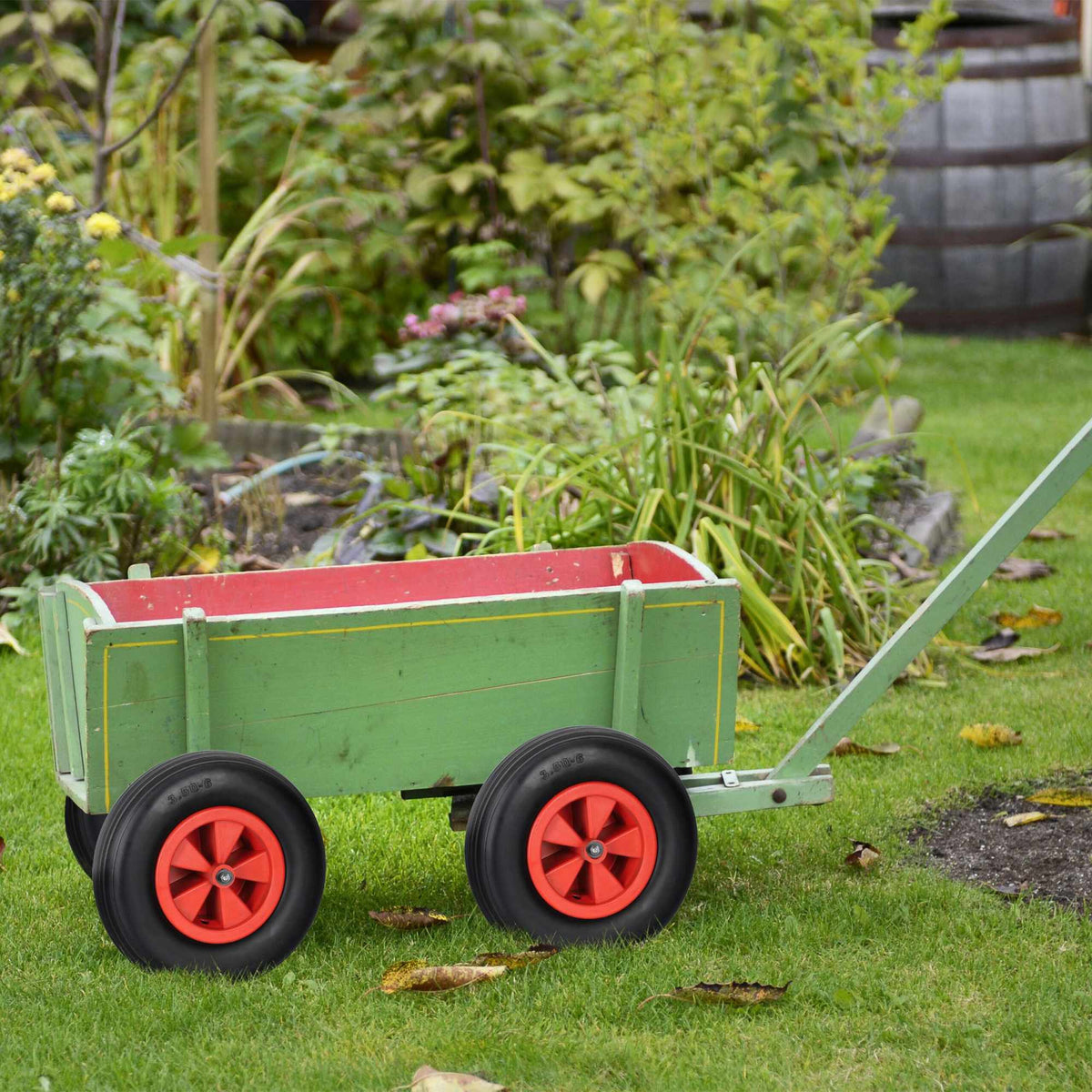 Wheel for wheelbarrow 3.50-6 in black/red