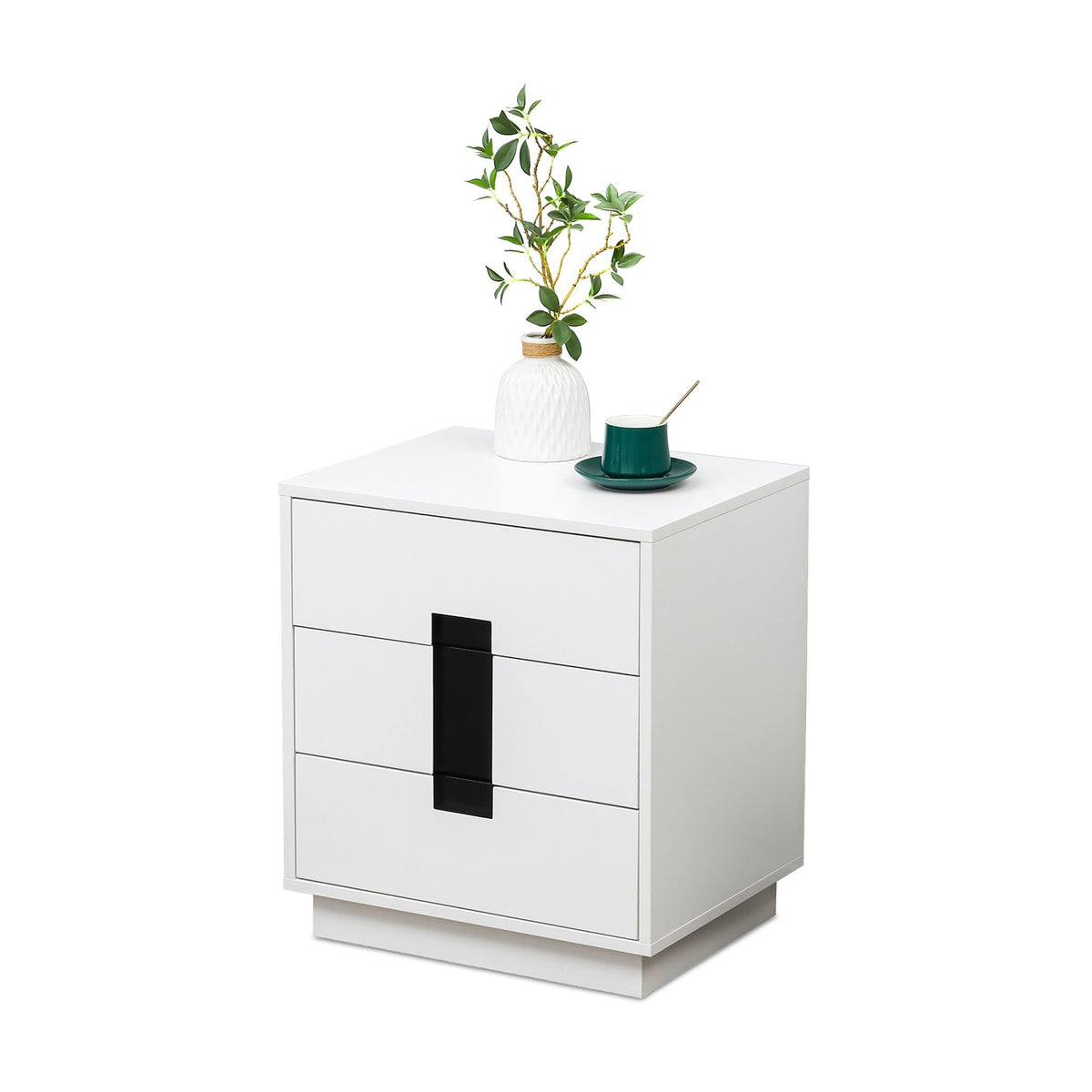 White Chest of Drawers with 4 Spacious Drawers