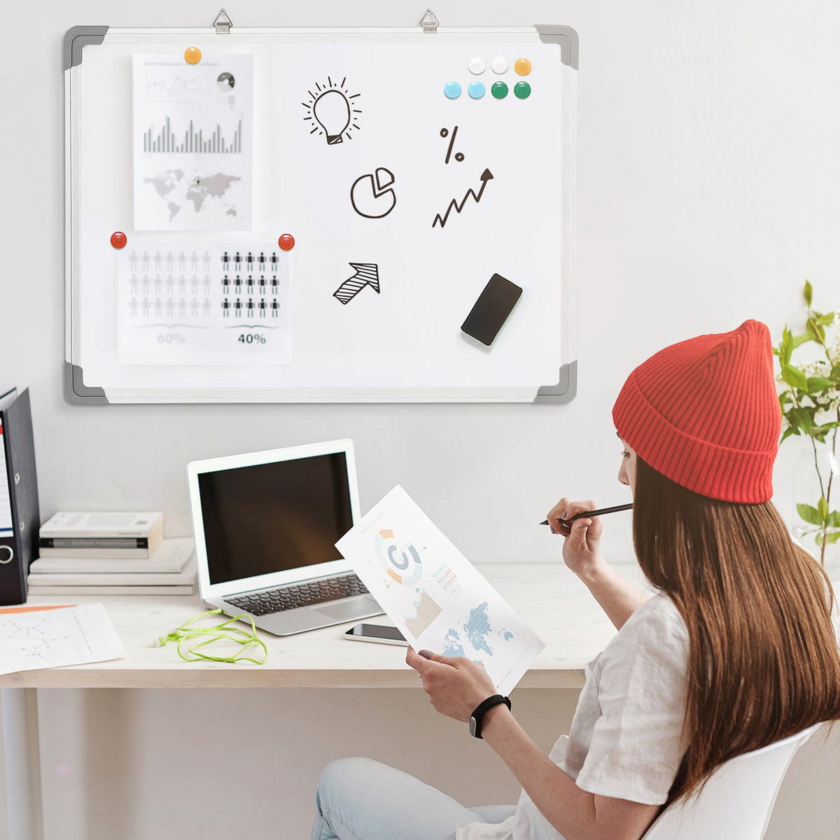 Whiteboard Magnetic Board With 4 Markers, 1 Eraser, 10 Magnets, Easel, Wall Mounted, 60X1.8X45Cm