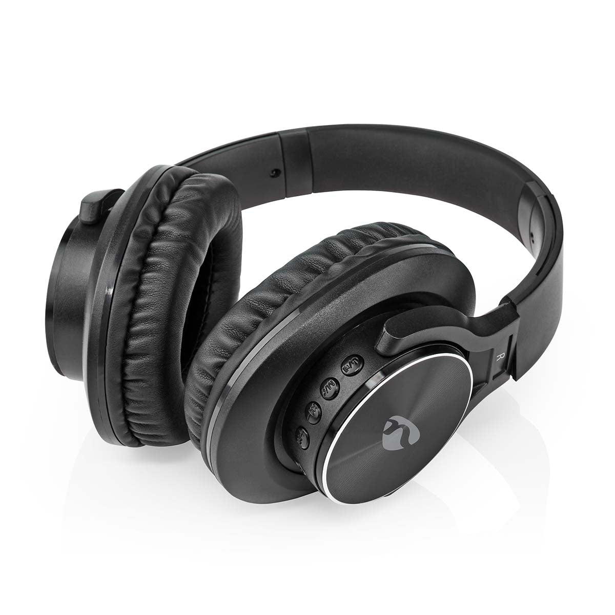 Wireless Over-Ear Headphones | Maximum battery life: 7 hours | Built-in microphone | Press Control | Support for voice control | Volume Control | Travel bag included