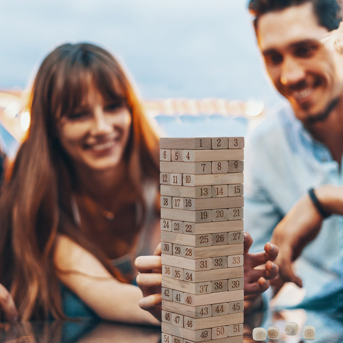Wobble tower in wood with numbers