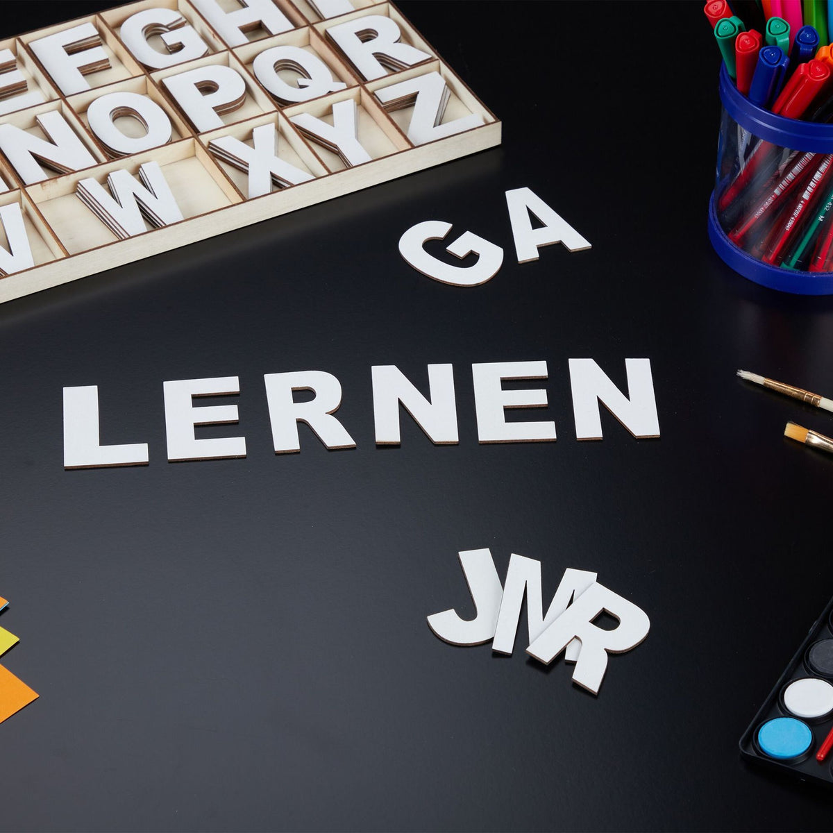 XL letter set in wood 104 parts