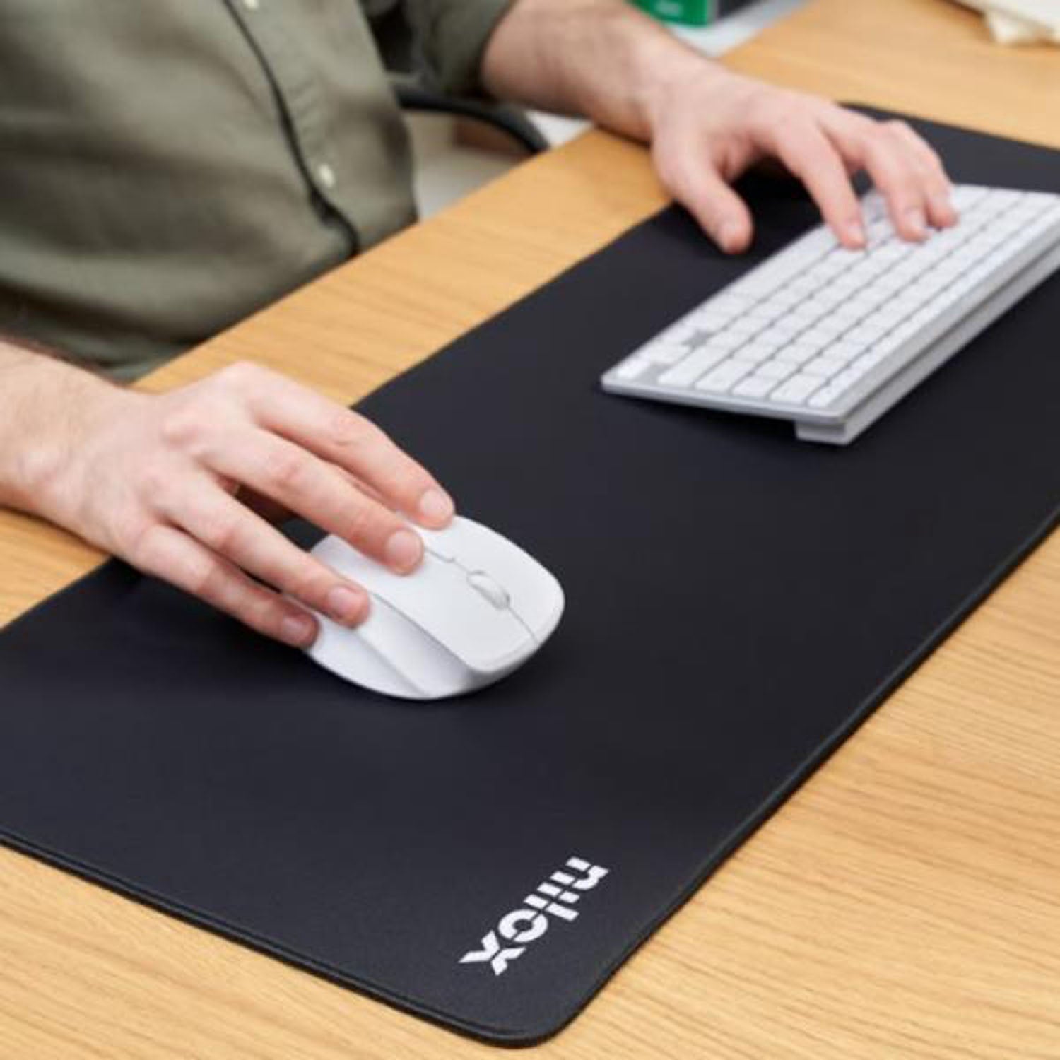 XXL Mouse Pad 80x30 cm, Non-Slip, Water-Resistant