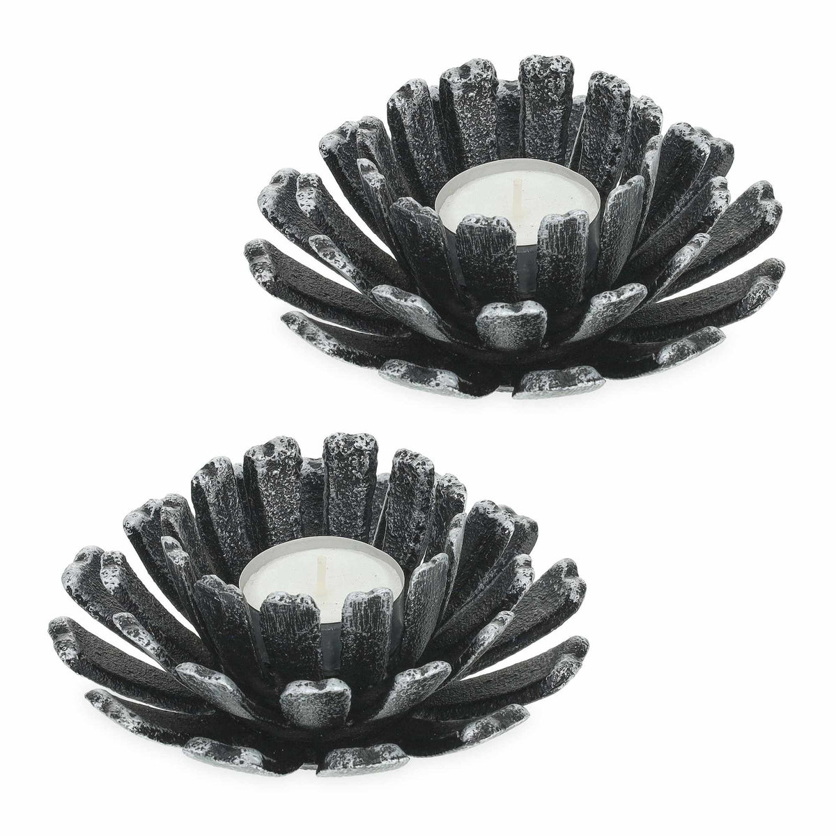 set of 2 flower-shaped tealight holders